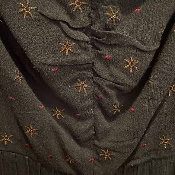 Black sundress with star detailing and tie straps - Picture 3 of 3